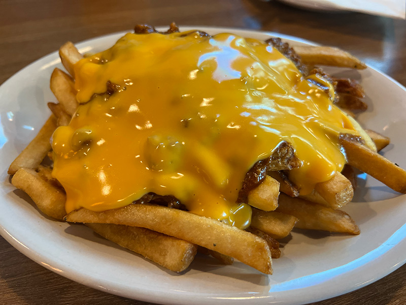 chili cheese fries